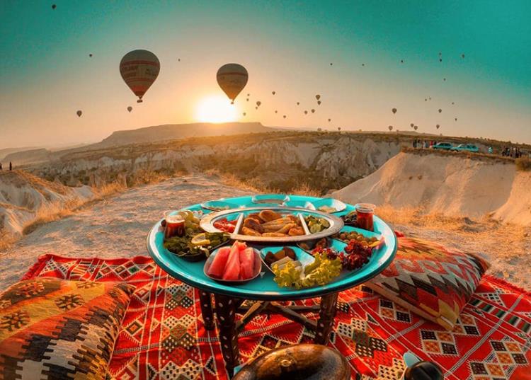 Breakfast at Sunrise