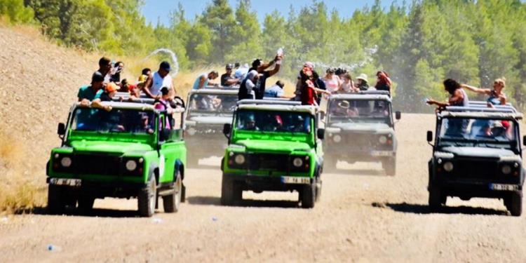 JEEP SAFARI